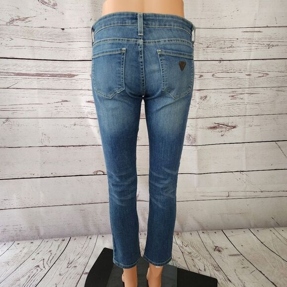 Guess Mid Rise Cropped Jeans 26 - Picture 2 of 5